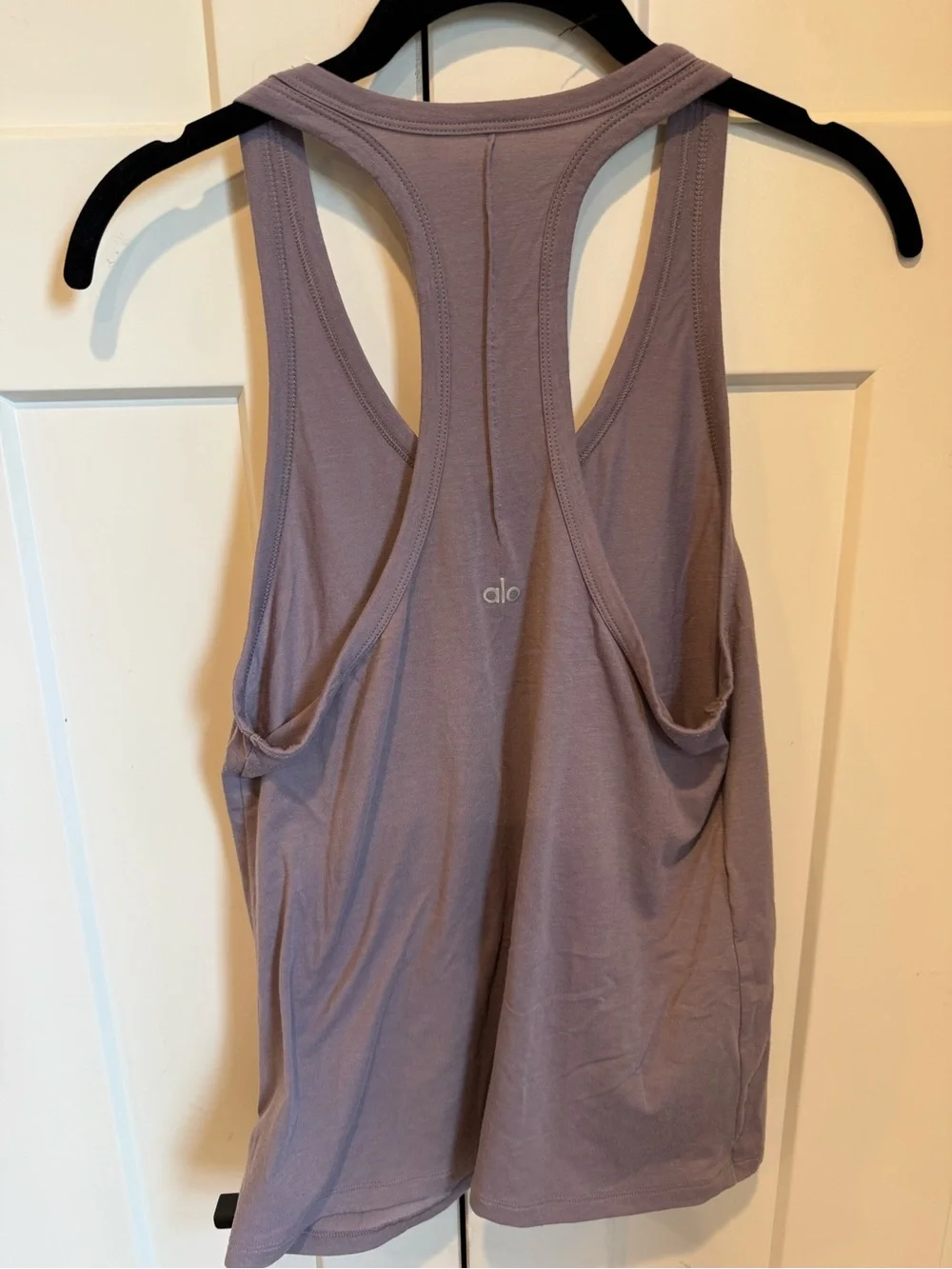ALO Yoga Women’s Mauve Racerback Tank Top size XS. Like new.